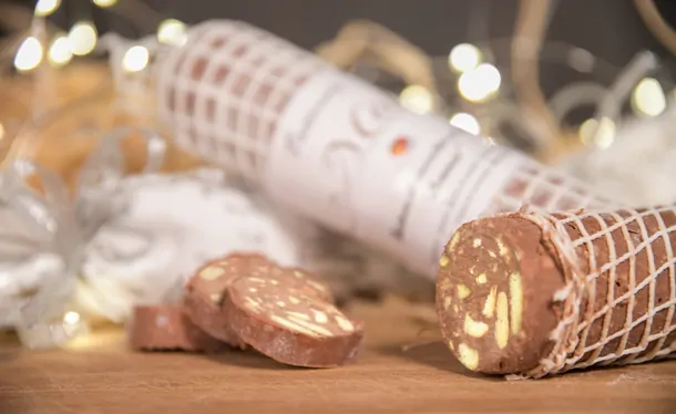 Salame di cioccolato confezionato