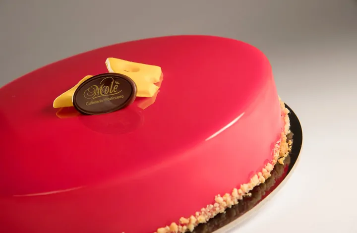 Cheesecake ai lamponi intera