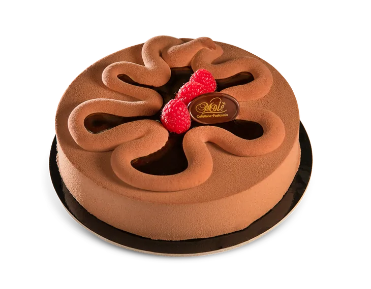 Torta cremosa scontornata